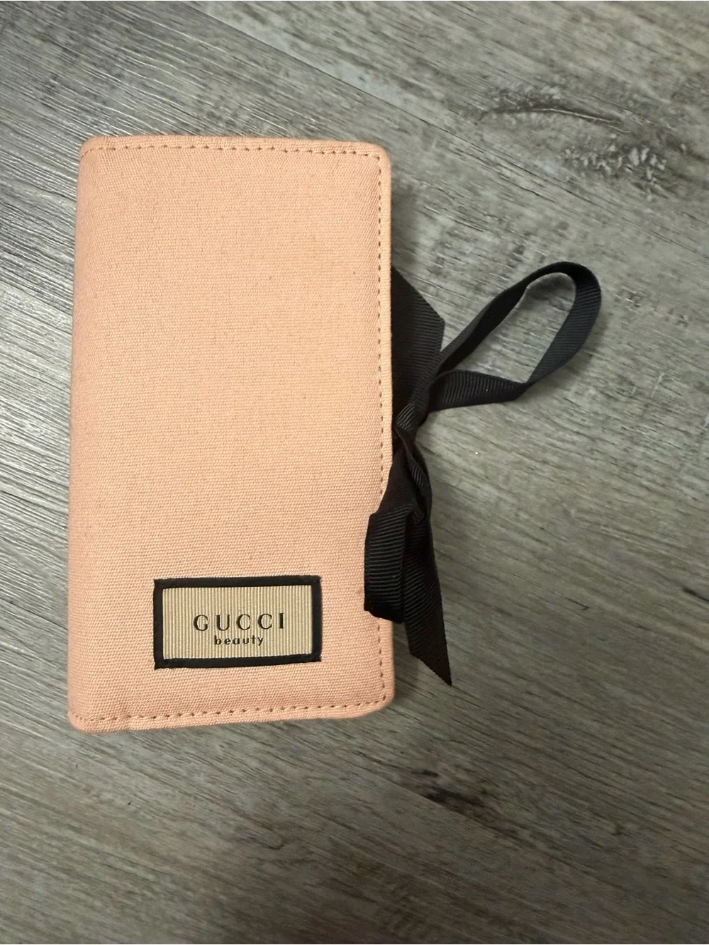 Gucci Peach Canvas Travel Brush Pouch with Two Eyeshadow Brushes